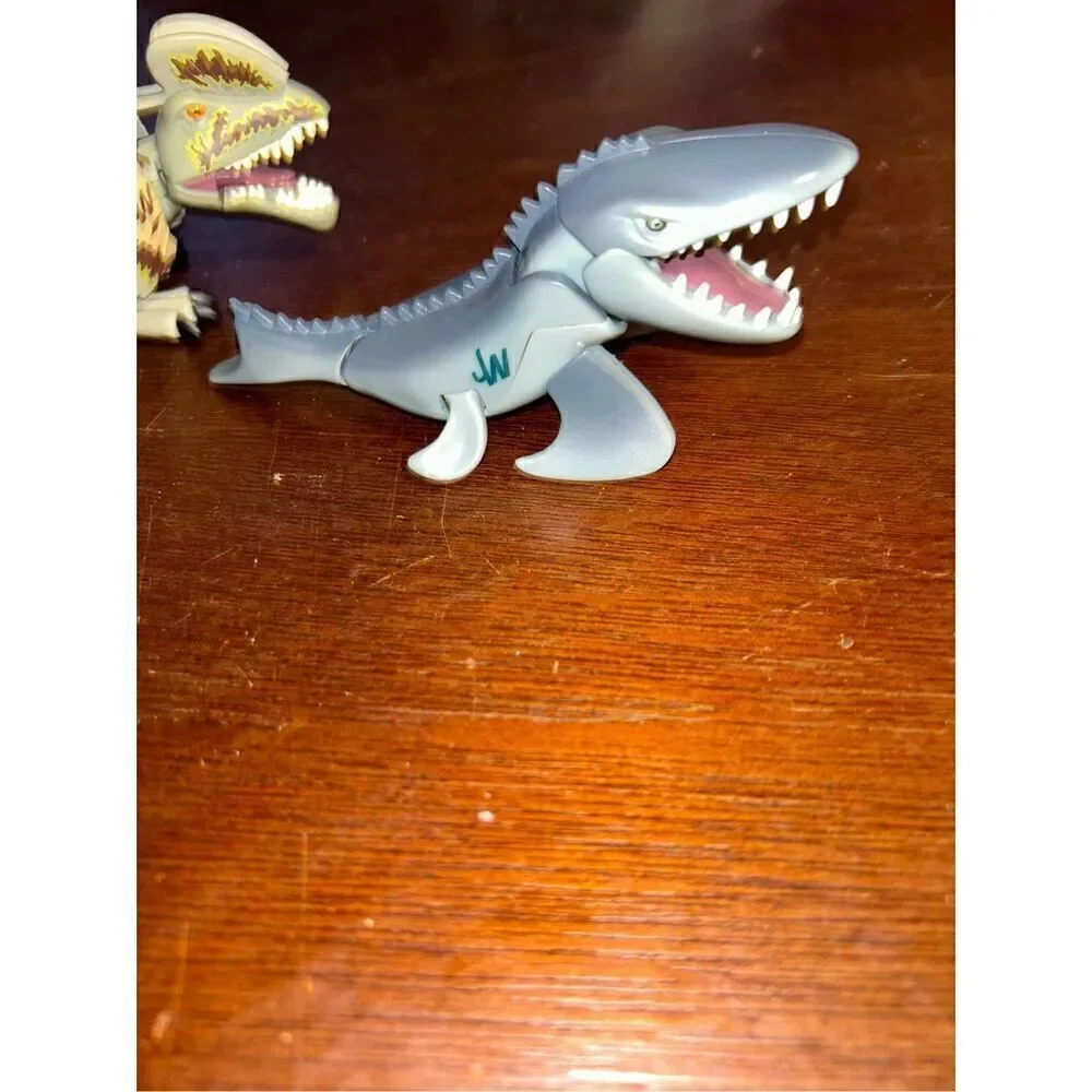 Set of 3 Jurassic world chompers